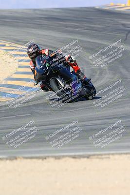 media/Jan-10-2025-CVMA Friday Practice (Fri) [[489e0da257]]/Group 4 and Trackday/Session 3 (Turns 9 and 10)/